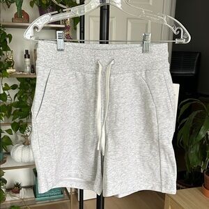 NWT. Lululemon Scuba High Rise Shorts. Size 4. 5” inseam. Gray.
